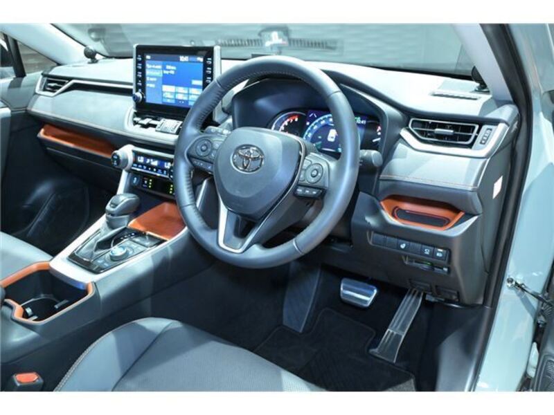 RAV4