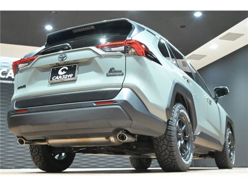 RAV4