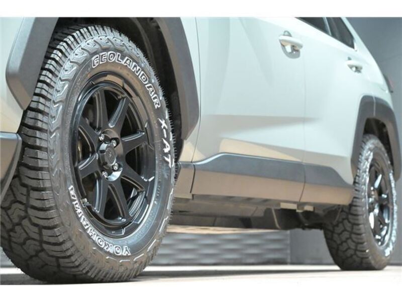 RAV4