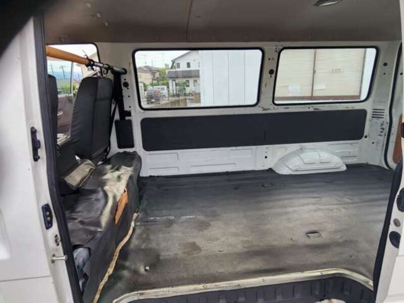 BONGO VAN