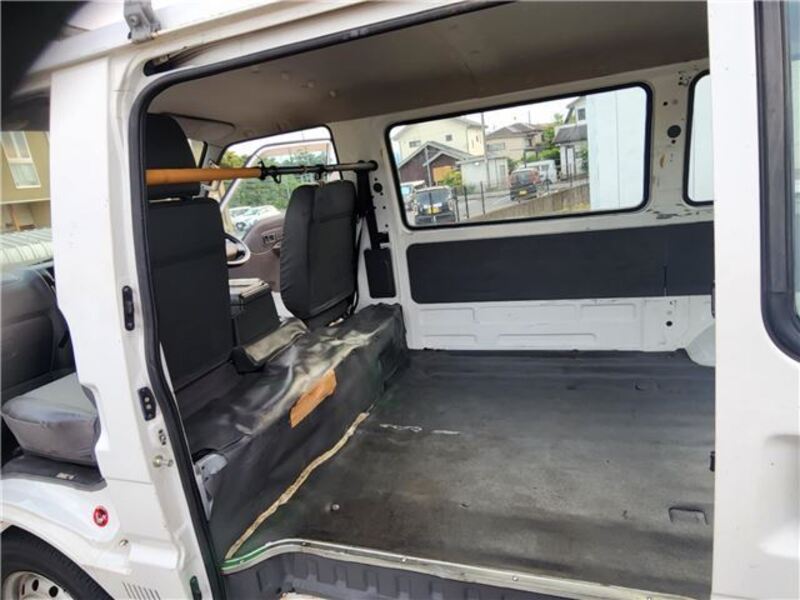 BONGO VAN