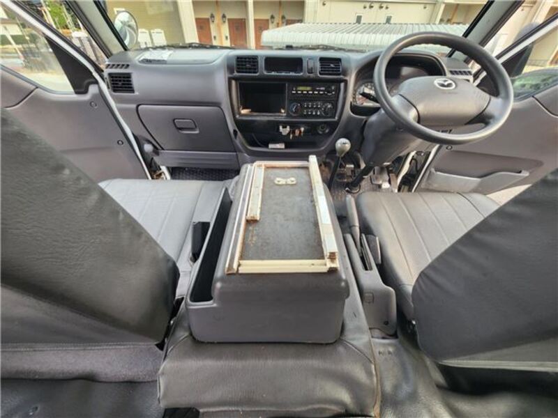 BONGO VAN