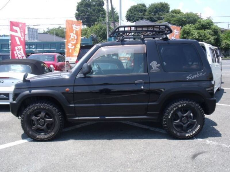 PAJERO MINI