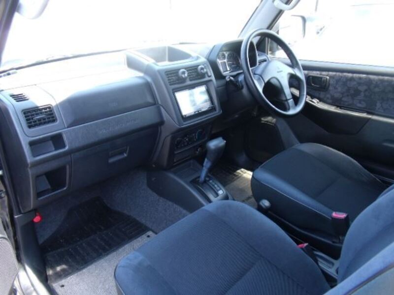 PAJERO MINI