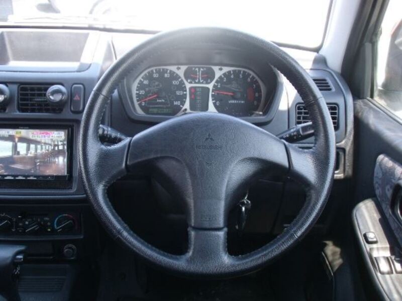 PAJERO MINI