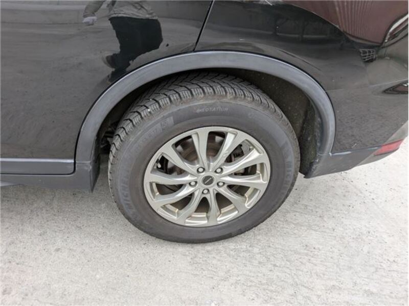 X-TRAIL