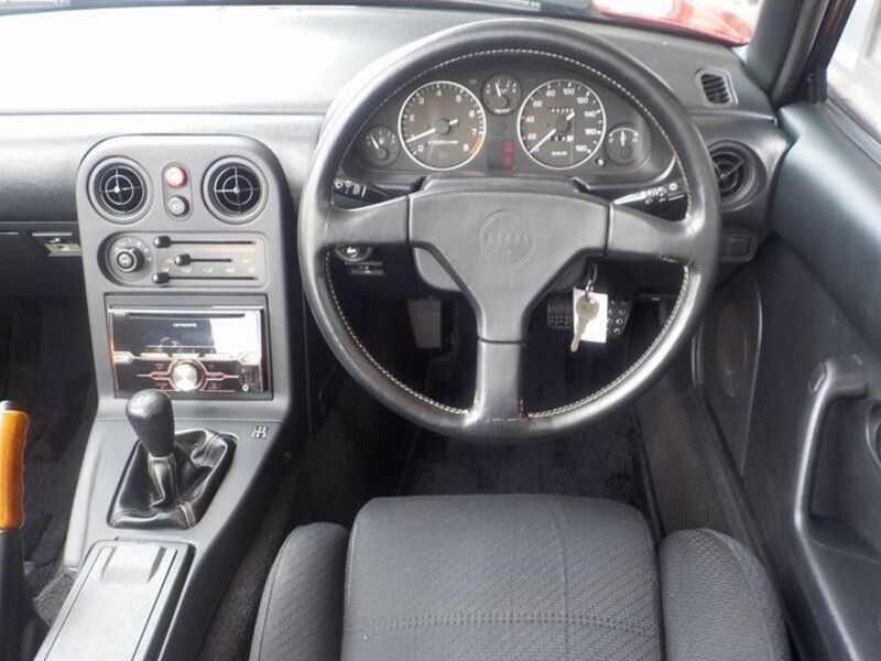 EUNOS ROADSTER
