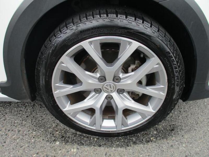 GOLF ALLTRACK