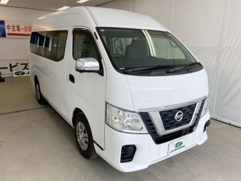 NV350 CARAVAN-0