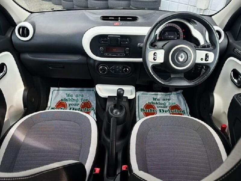 TWINGO