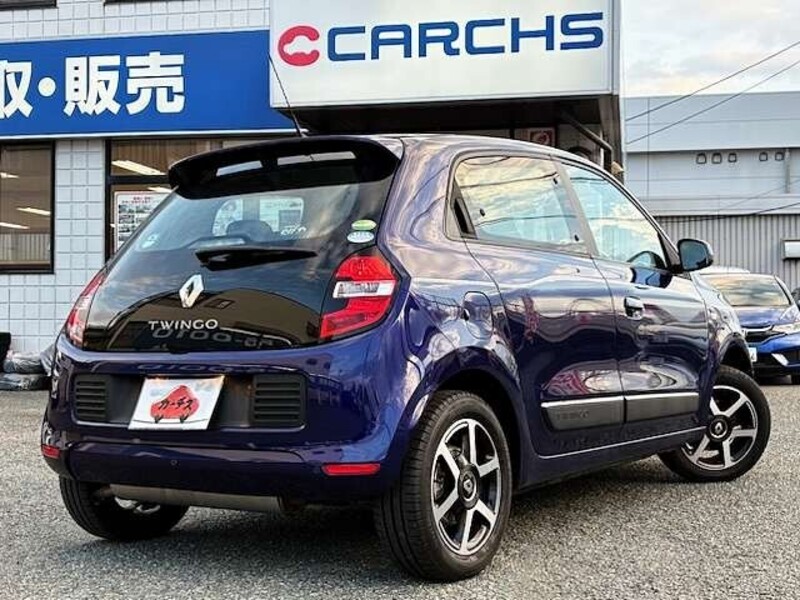 TWINGO