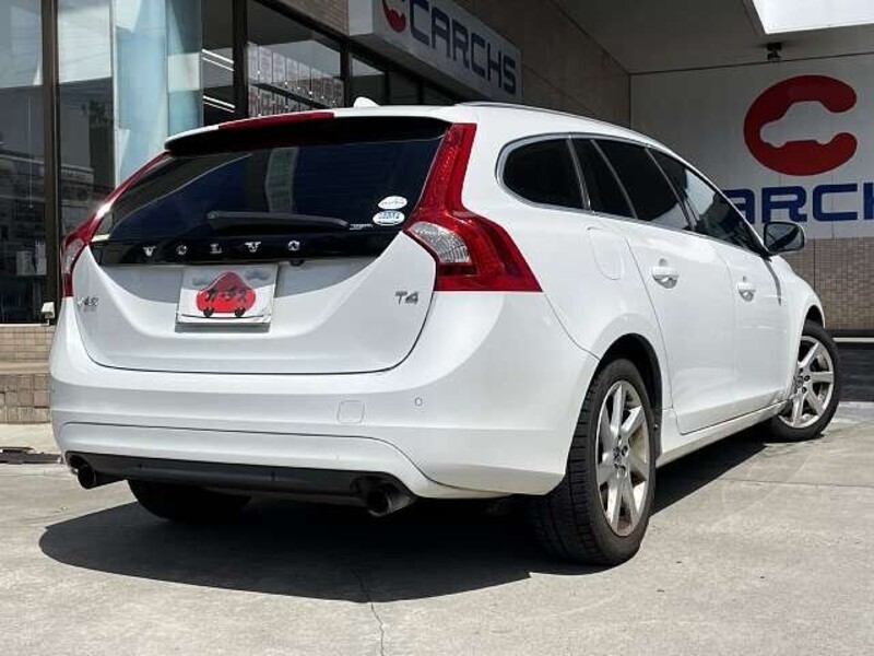 V60