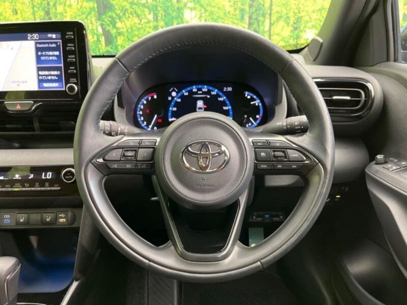 YARIS CROSS