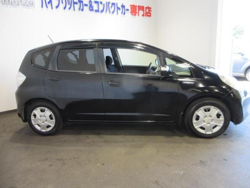 FIT HYBRID