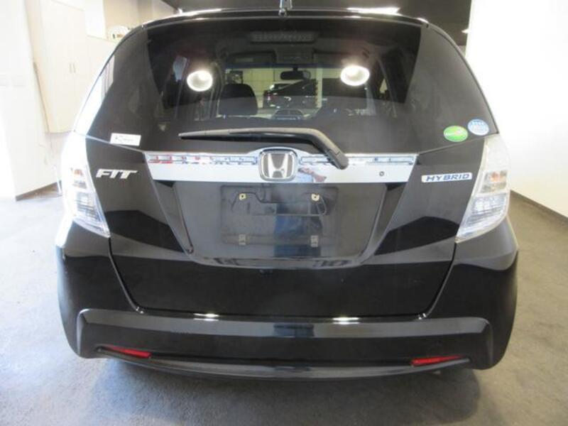 FIT HYBRID