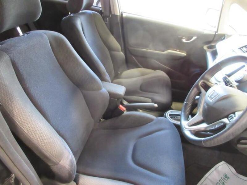 FIT HYBRID