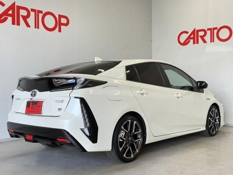 PRIUS PHV