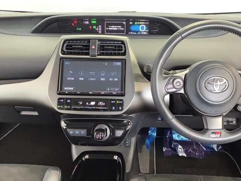 PRIUS PHV