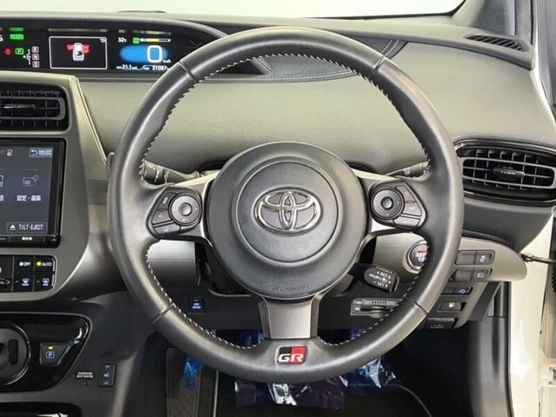 PRIUS PHV