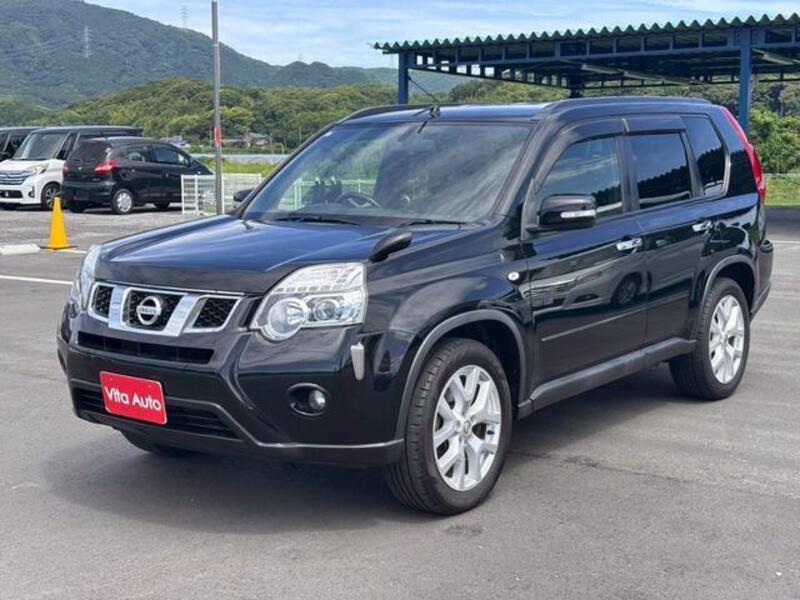 X-TRAIL