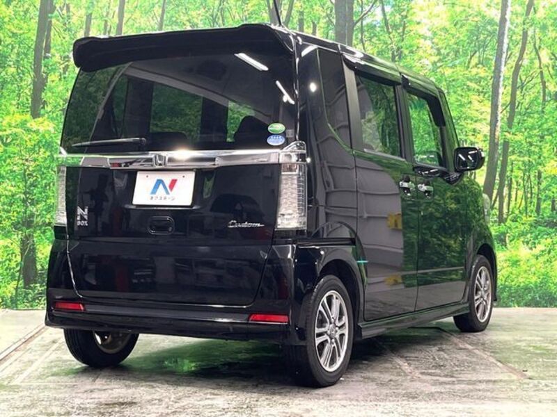 N BOX CUSTOM