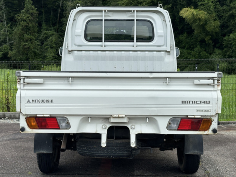 MINICAB TRUCK