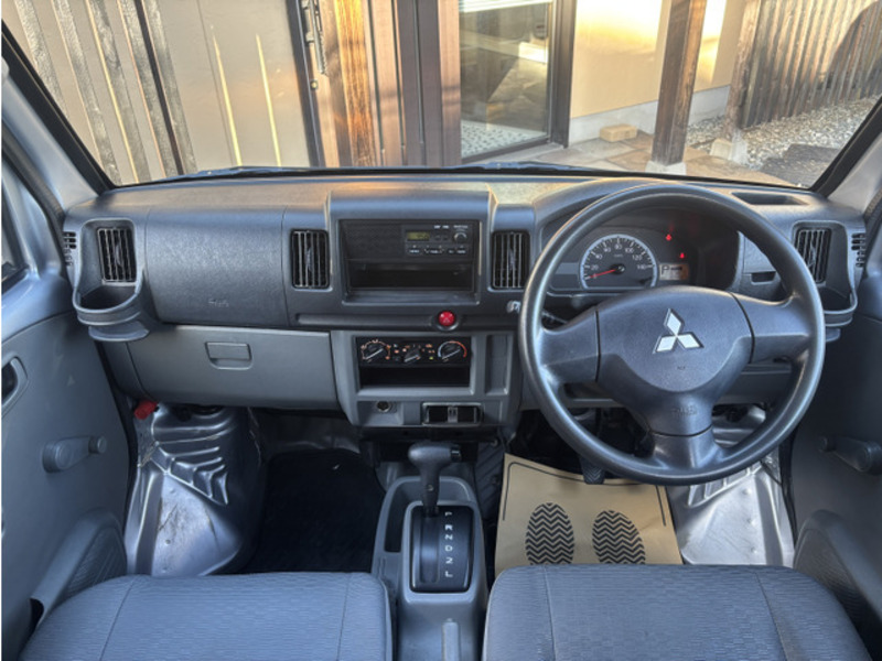 MINICAB VAN