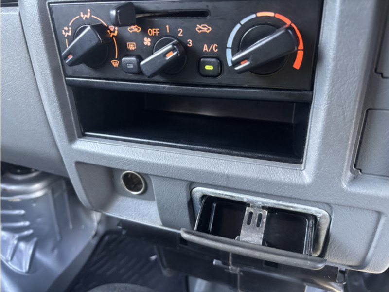 MINICAB VAN