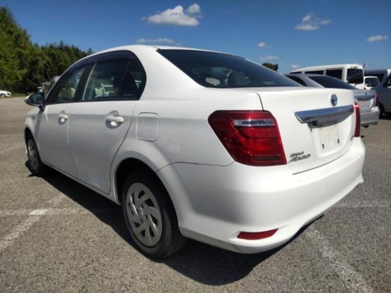 COROLLA AXIO