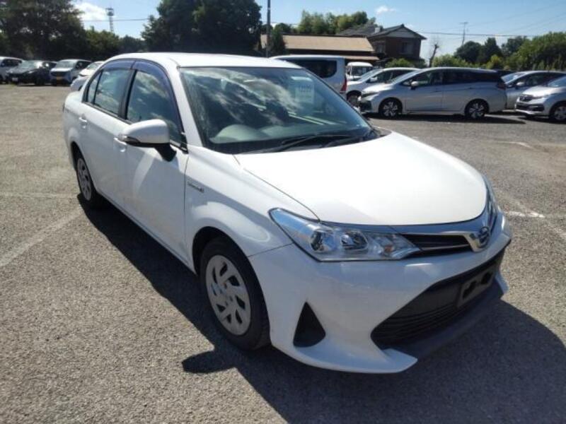 COROLLA AXIO