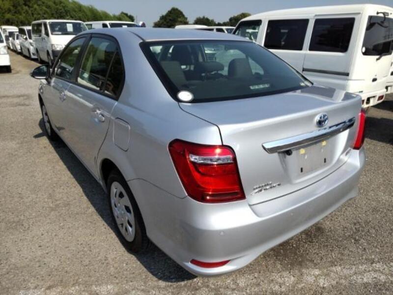 COROLLA AXIO