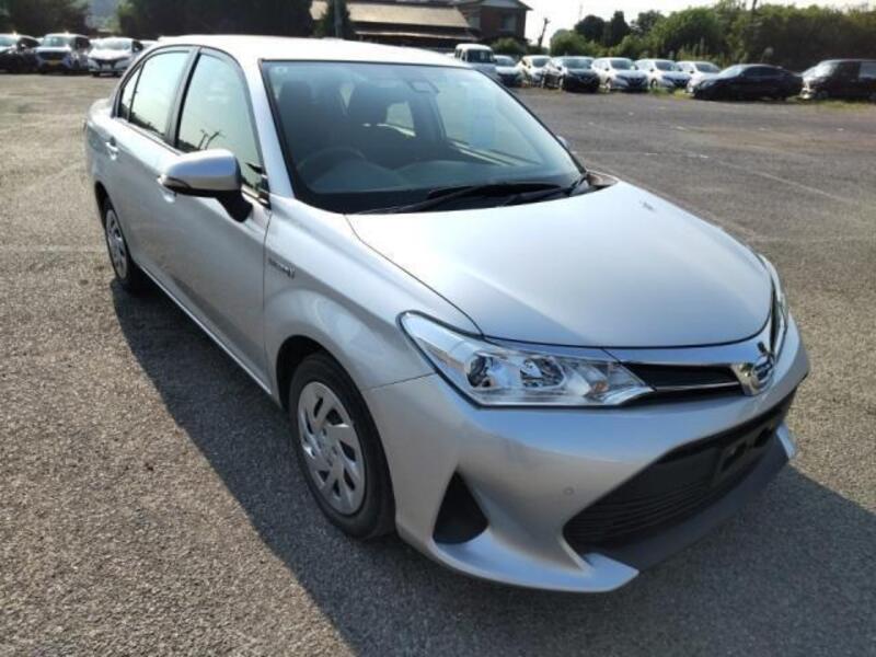 COROLLA AXIO