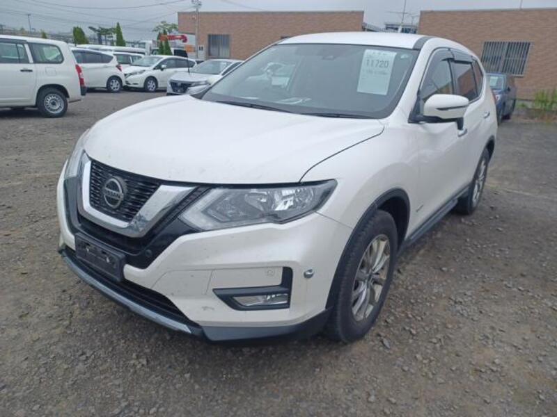 NISSAN X-TRAIL
