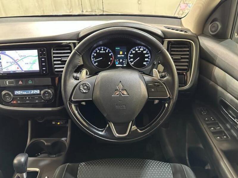 OUTLANDER