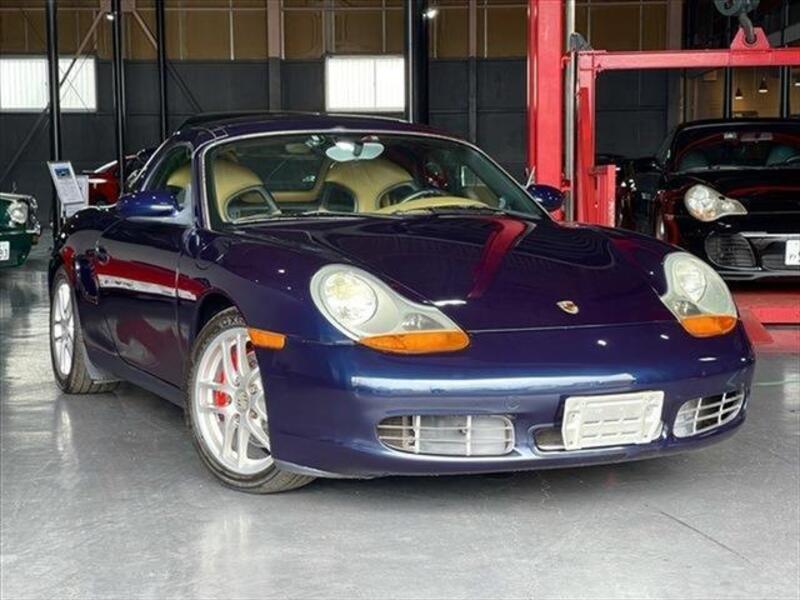 PORSCHE BOXSTER