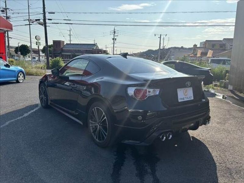 86