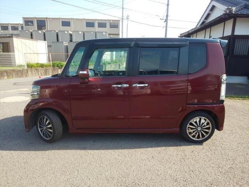 N BOX CUSTOM