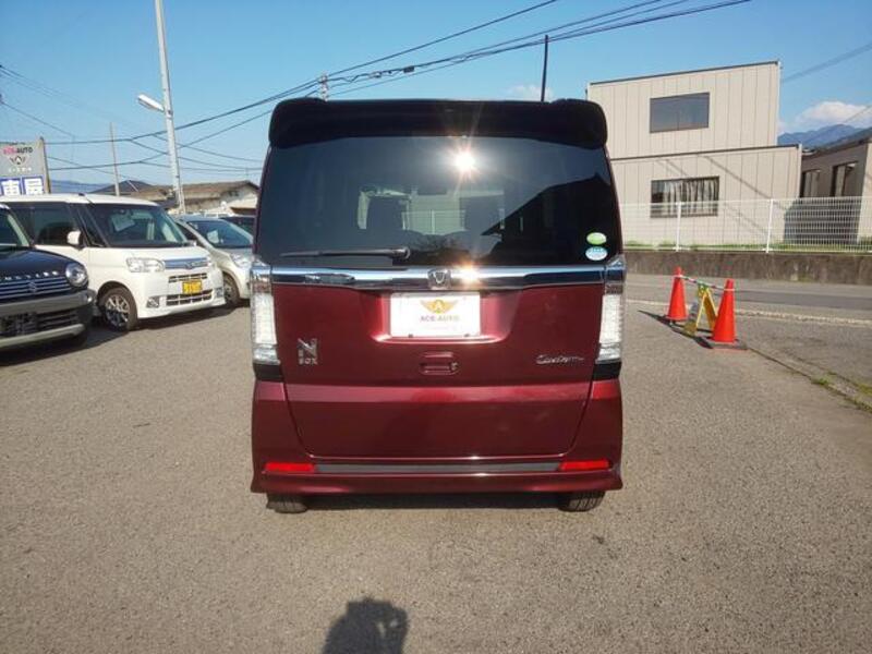 N BOX CUSTOM