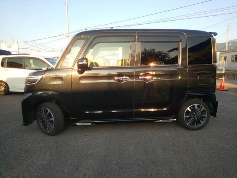 SPACIA CUSTOM