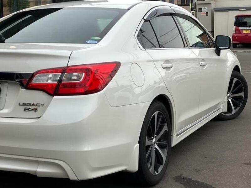 LEGACY B4