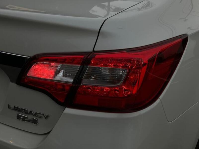 LEGACY B4