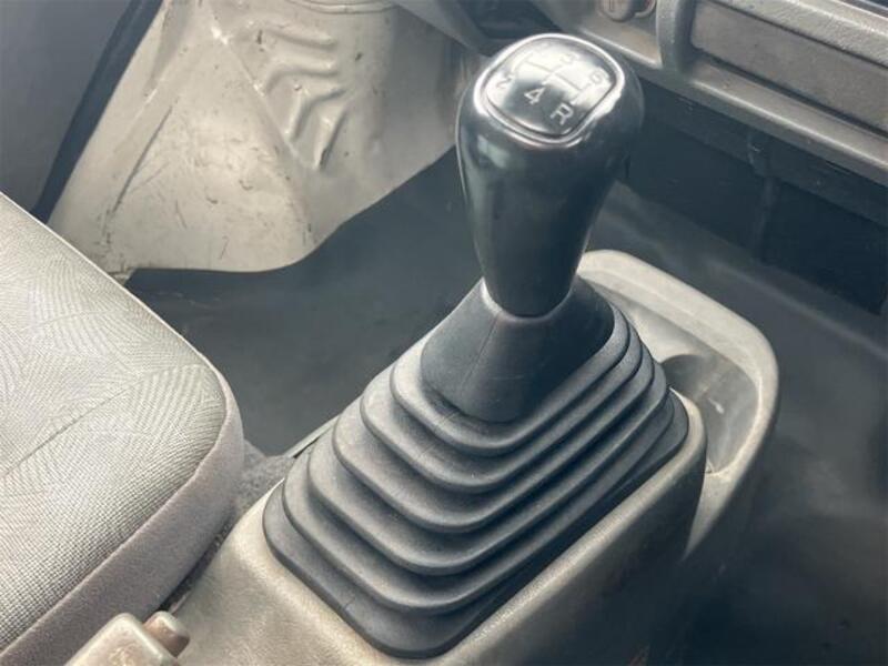 CLIPPER TRUCK