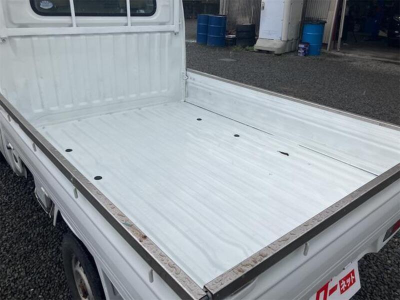 CLIPPER TRUCK