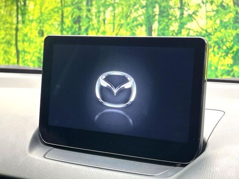 MAZDA2