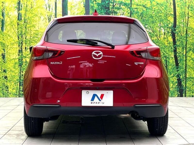 MAZDA2