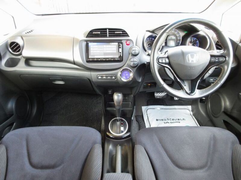 FIT HYBRID
