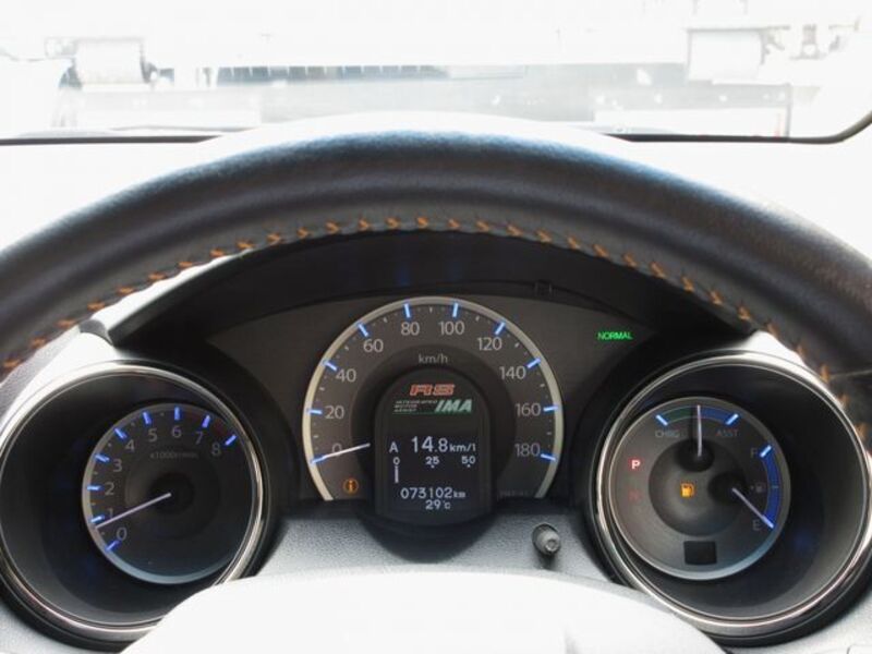 FIT HYBRID