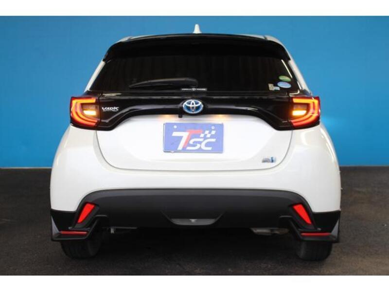 YARIS