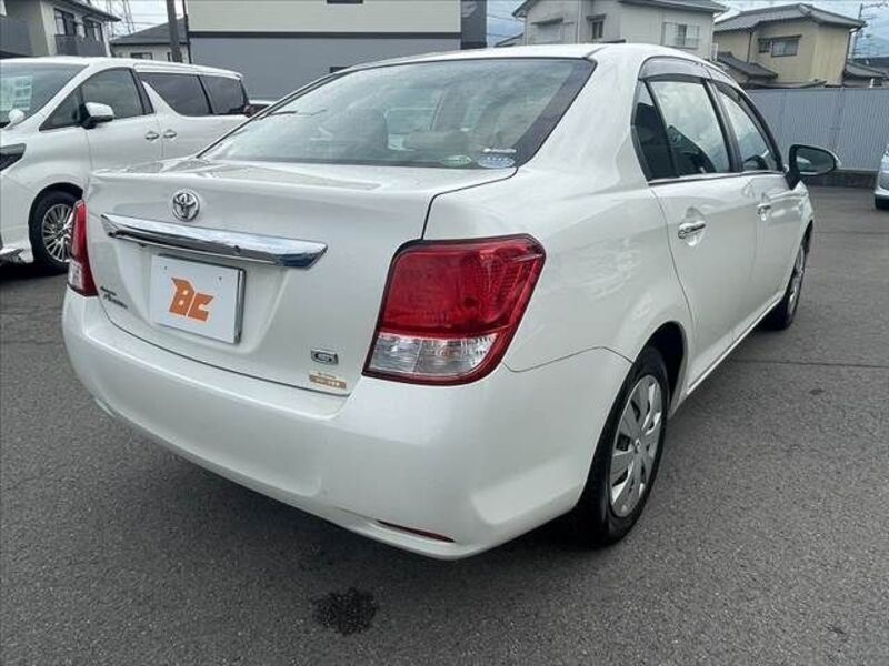 COROLLA AXIO