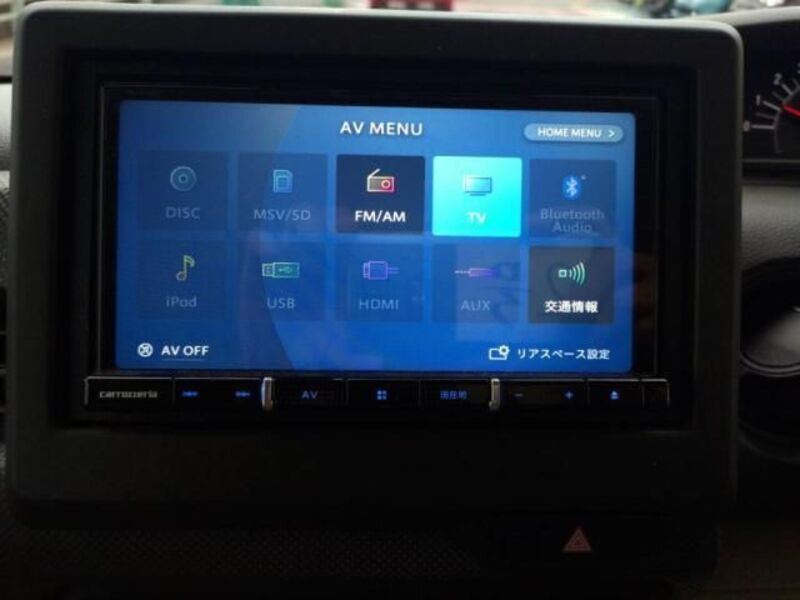 N BOX